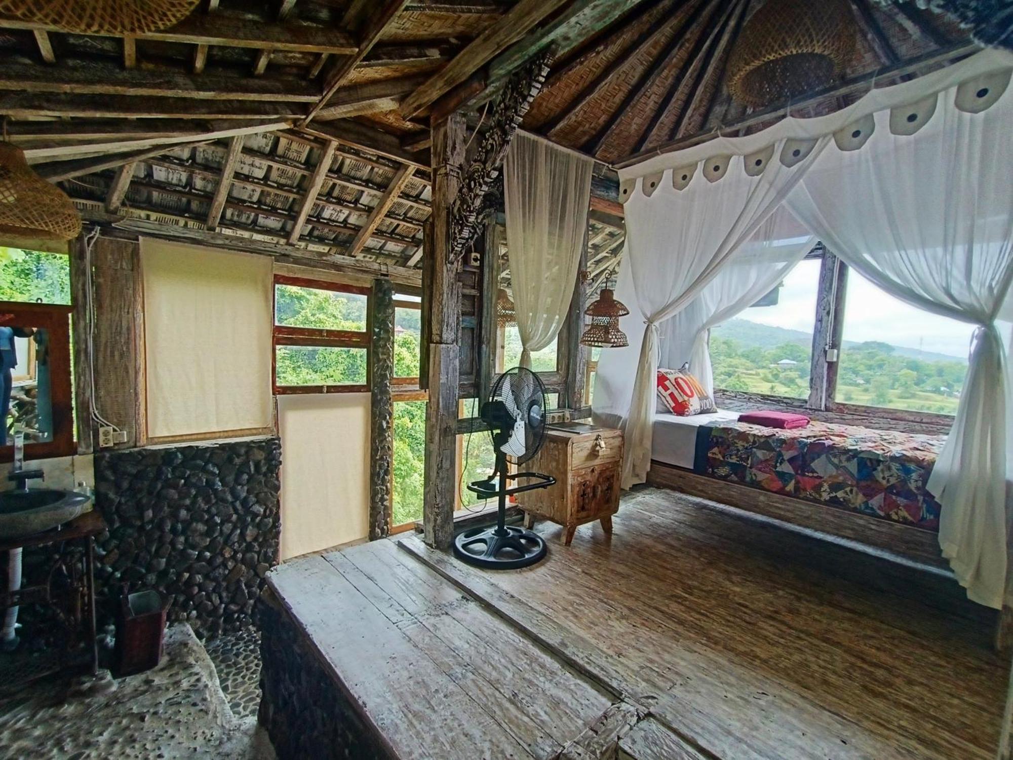 Hotel Dream Hill à Lovina Beach Extérieur photo
